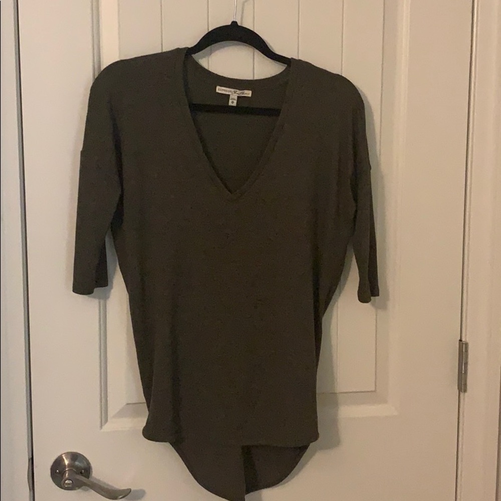 💰BUNDLE SALE💰 Express one eleven sweater